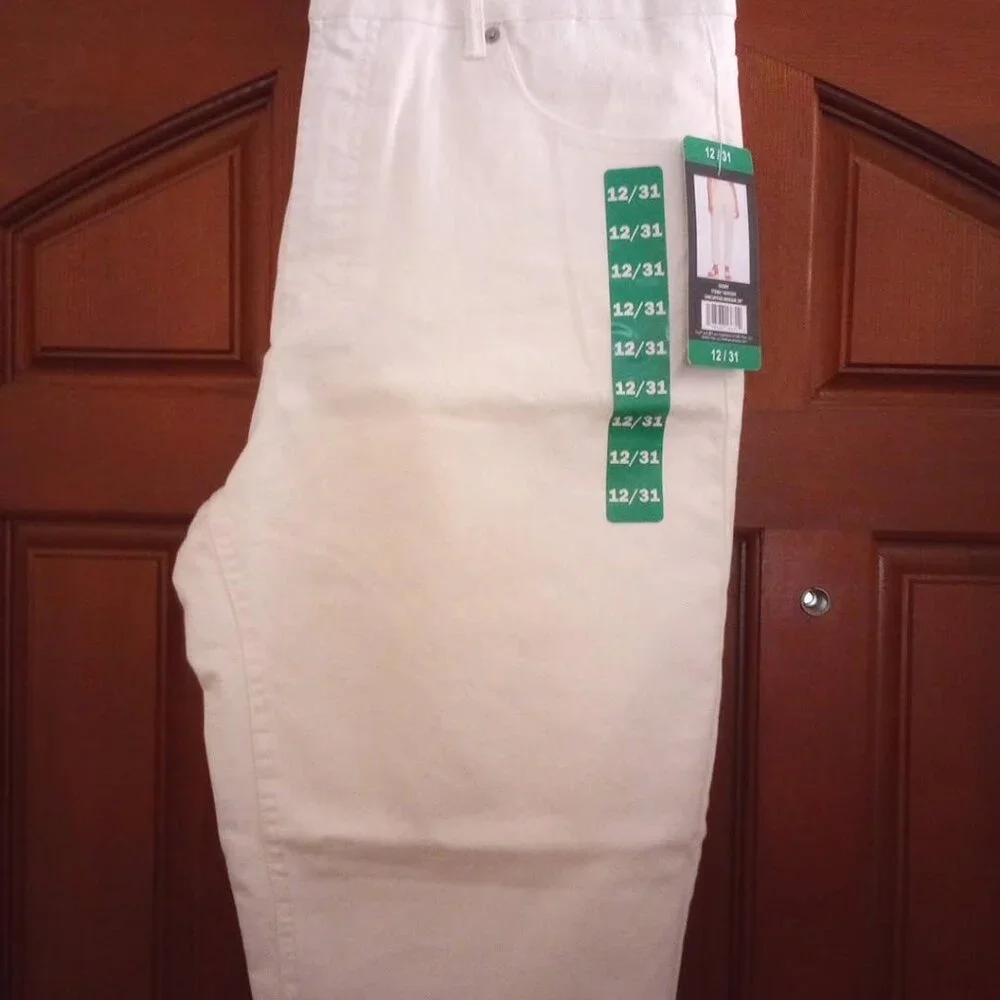 Frye Women's Size 12/31 Ivory High-Rise Cuffed Uncuffed Denim Crop Jeans NWT - Picture 3 of 4
